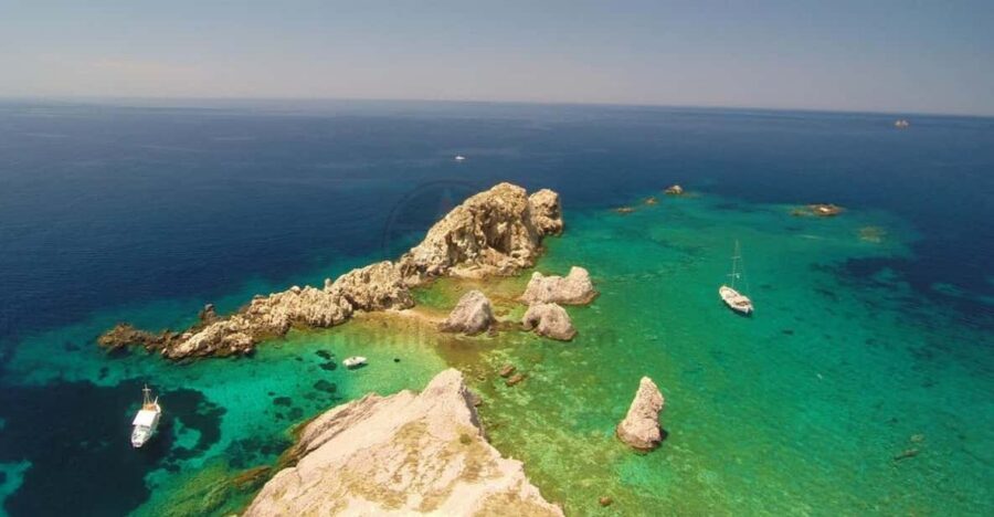From Paros: Crab Island and Salt Lake Antiparos Boat Trip - Weather: why the best plan is to expect a flexible route