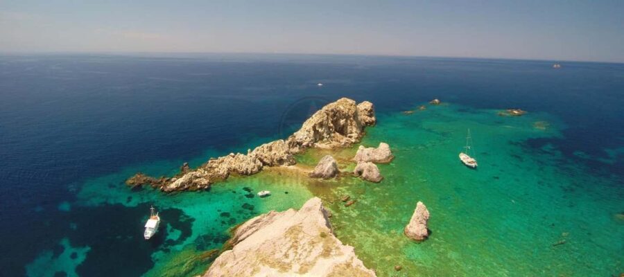 From Paros: Crab Island and Salt Lake Antiparos Boat Trip - Why a 3-hour Paros boat trip hits the sweet spot