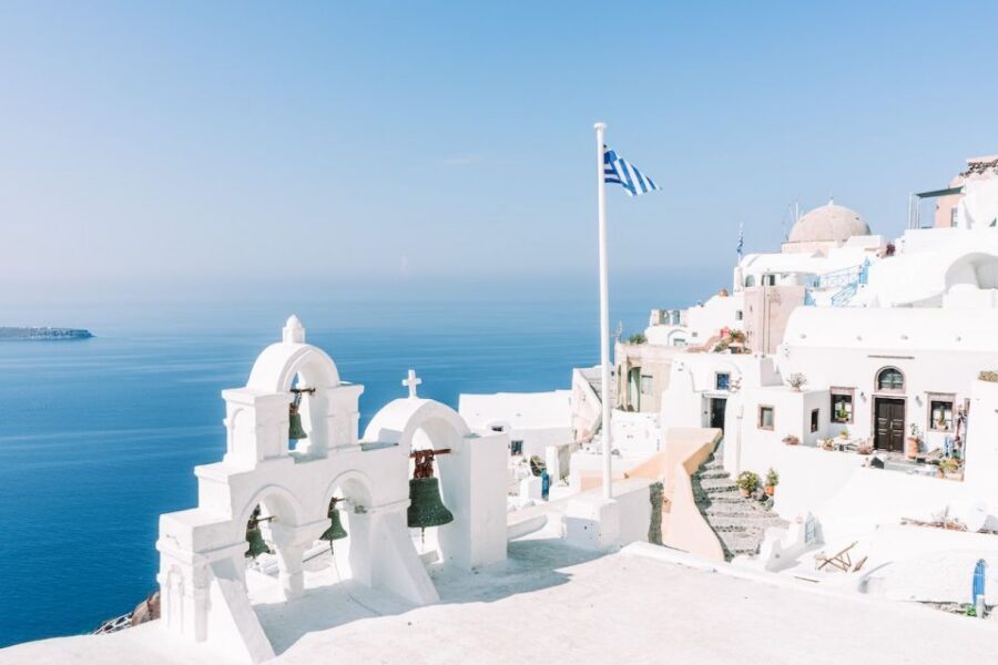 From Paros: Santorini full-Day Trip - About Oia: worth it, but plan it like a separate outing
