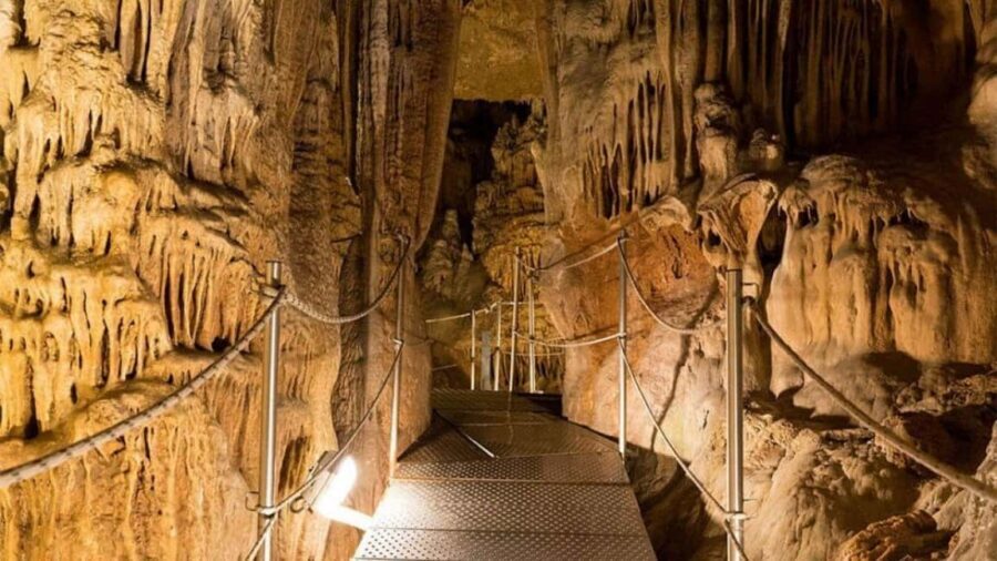 From Rethymno: Arkadi, Margarites, Sfendoni Cave & Axos Tour - The Eleutherna pause: where the views are part of the itinerary