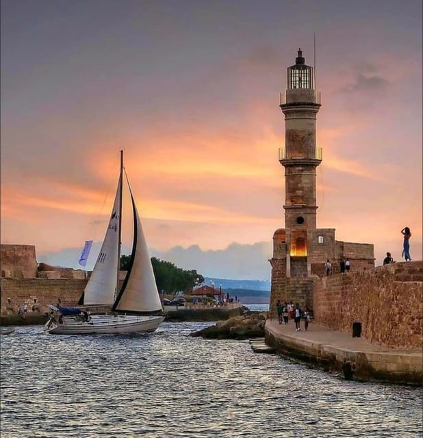 From Rethymno: Day trip to CHANIA CITY - KOURNAS LAKE - Freshwater Lake Kournas changes the pace