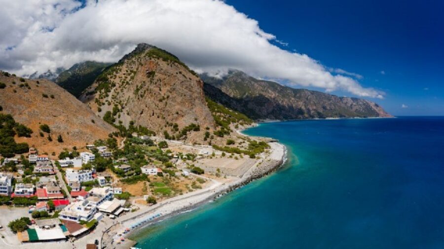 From Rethymno: Samariá Gorge Full-Day Hike - What to bring for a 16 km gorge hike (and what to wear)