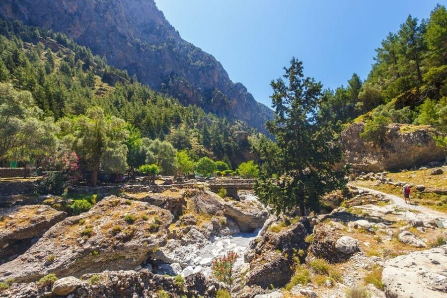 From Rethymno: Samaria gorge with Professional Hiking Guide - The full-day schedule: from early pickup to Sougia ferry