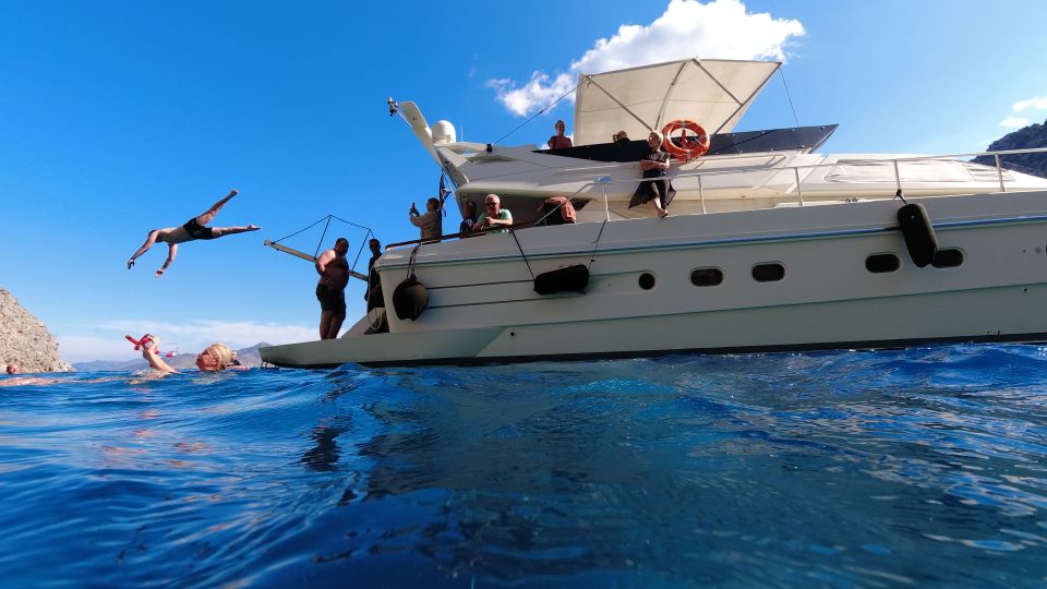 From Rhodes: Yacht Cruise to Lindos with Lunch and Drinks - Should you book the Rhodes yacht cruise to Lindos?