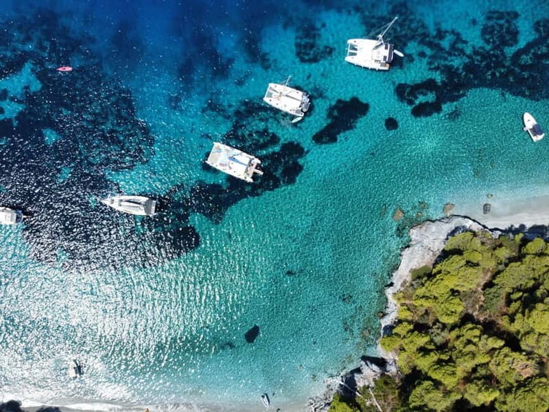 From Skiathos Marina: Yacht Sailing Day Trip with Lunch - Lunch at a traditional taverna in a small local harbor