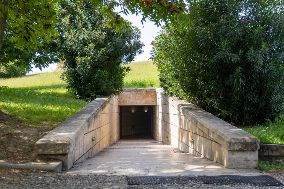 From Thessaloniki: "Macedonian Treasures" Veria-Vergina - One hour in Vergina village