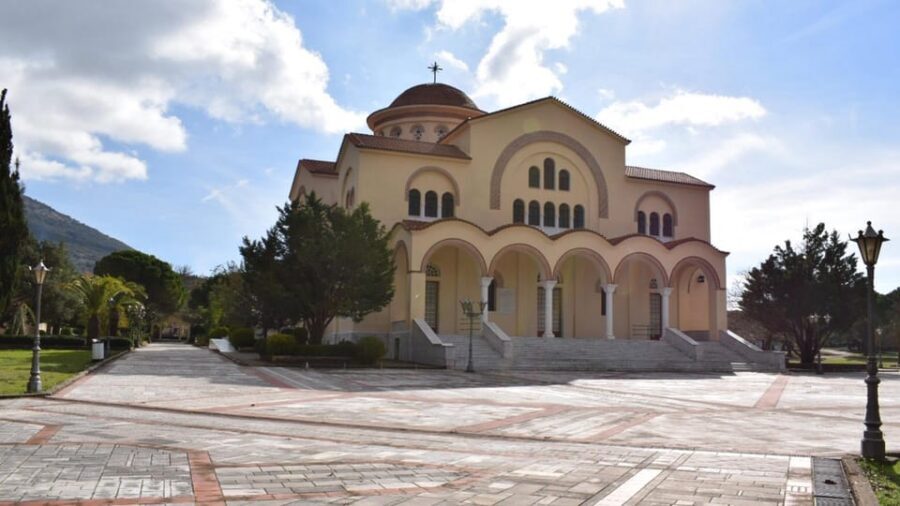 From Zakynthos: Full-Day Tour of Kefalonia - Agia Efimia Lunch Break: Use This Time Like a Local