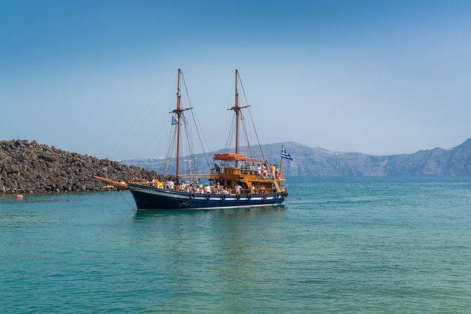 Full Day Boat Tour to Caldera Islands & Sunset in Oia by bus - Step 4: Oia Village Exploration and Sunset Timing from the Cliffs