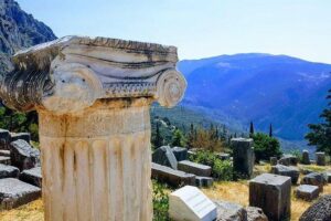 Full day Delphi private tour - Getting out of Athens: pickup, comfort, and a long but smooth ride