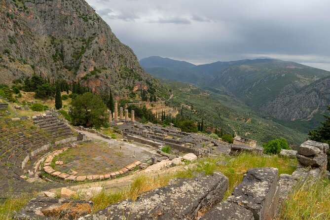 "Full day in Delphi/Livadia: Live the myths" - Walking the sanctuary of Apollo