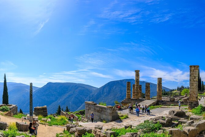 "Full day in Delphi/Livadia: Live the myths" - Food, timing, and the practical tradeoffs