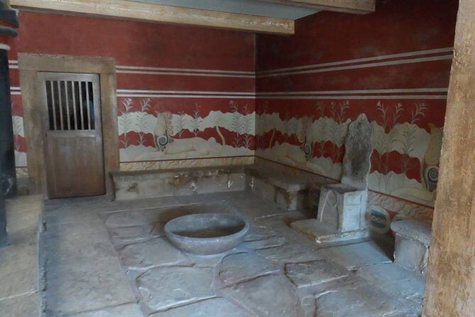 Full-Day Knossos and Heraklion Tour from Chania and Rethymno - Who This Tour Is Best For (and Who Might Prefer a Different Plan)