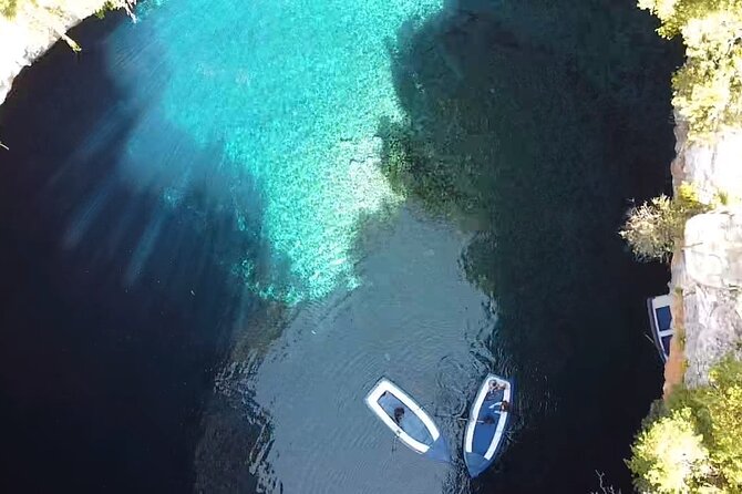 Full-Day Private Tour in Kefalonia - Saint Theodore Lighthouse and Argostoli’s strange water system