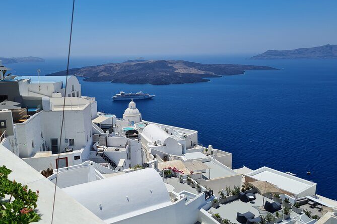 Full-Day Private Tour of Santorini Caldera & The Most Famous Sightseeing - Perissa Black Sand Beach: swim time and a lunch stop that actually fits