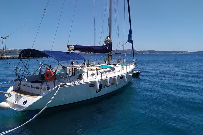 Full day sailing cruise on the West side of Milos island - West Milos by sea: why this route feels worth it
