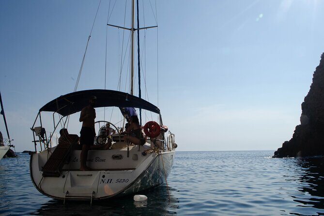 Full day sailing cruise on the West side of Milos island - Stop 1: Agathia Beach swim + onboard breakfast reset