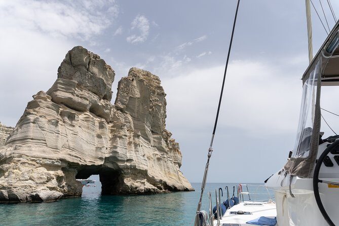 Full-Day Small-Group Cruise in Milos & Poliegos with Lunch - Poliegos at Galazia Nera and Glaronisia: The Blue Lagoon Feeling