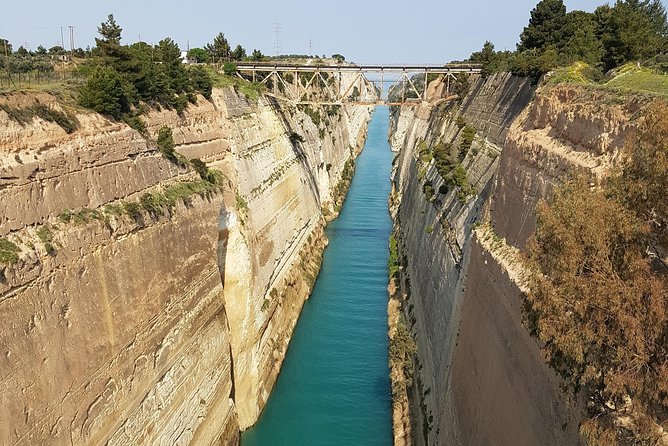 Full day tour Ancient Corinth with wine or olive oil tasting - Looking straight down into the Corinth Canal