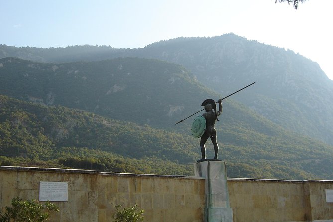 Full Day Tour to Meteora and Thermopylae Including Dinner - Kalabaka gives you a short pause