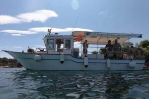 Fun vacation in the clear blue waters of the Saronic Gulf! - Meet Captain Tasos and enjoy a day that feels planned, not rushed