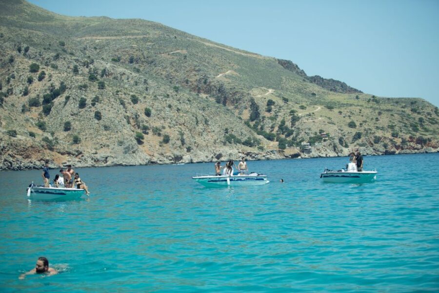 Georgioupolis: Rent a Boat Safari Sea Tour - Captain for the day: no license, guided route, small-boat control