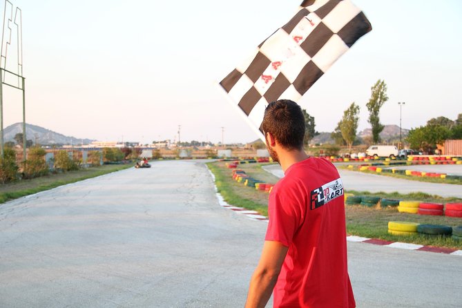 Go karting experience - Arriving at the unnamed road meeting point