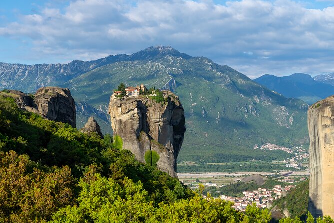 Golden Sunrise Meteora Private Photo Tour - Sunrise or sunset: choosing the right version