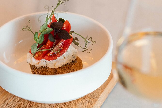 Greek Food pairing with traditional music in Pagrati Athens - How the traditional music works with the food