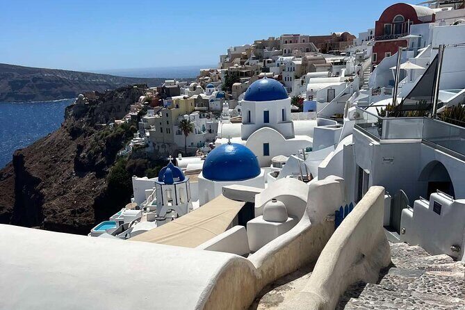 GreekAmerican guide Themistoklis to tour beautiful Santorini. - Key highlights you’ll feel right away