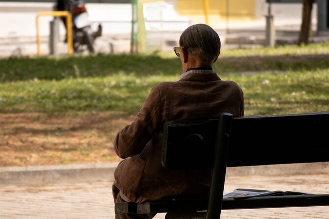 Guided Street Photography Tour in Athens - Who should book this Athens photo walk?