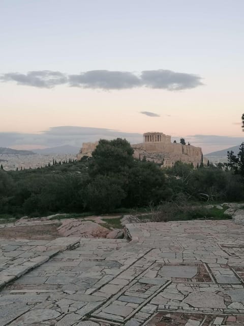 Guided walking tour of Acropolis with transportation - Guides who can shape the experience