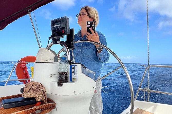 Half day Private Sailing cruise in Santorini island up to 6 pax - Food, drinks, swimming, and comfort