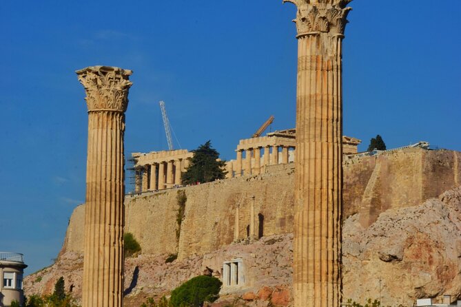 Half day tour in Athens - Watching the guards at Parliament
