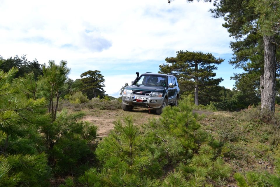 Halkidiki: Kassandra 4x4 Jeep Safari Off-Road Experience - Kassandrino and an old village temple