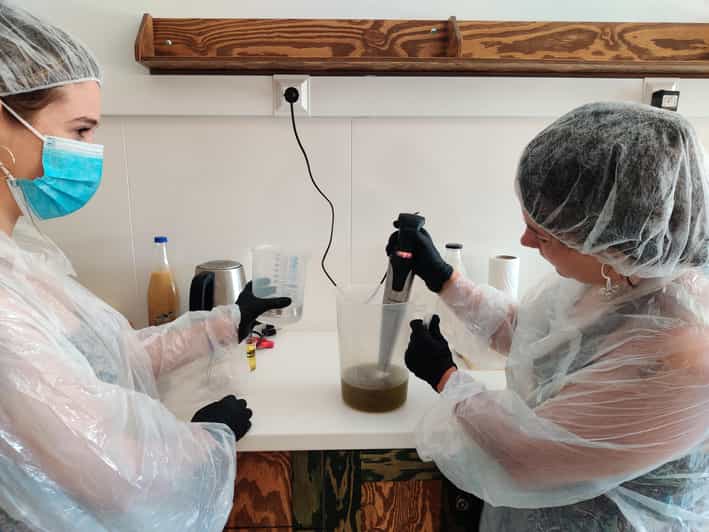 Handmade soap workshop - Making a day of Fres