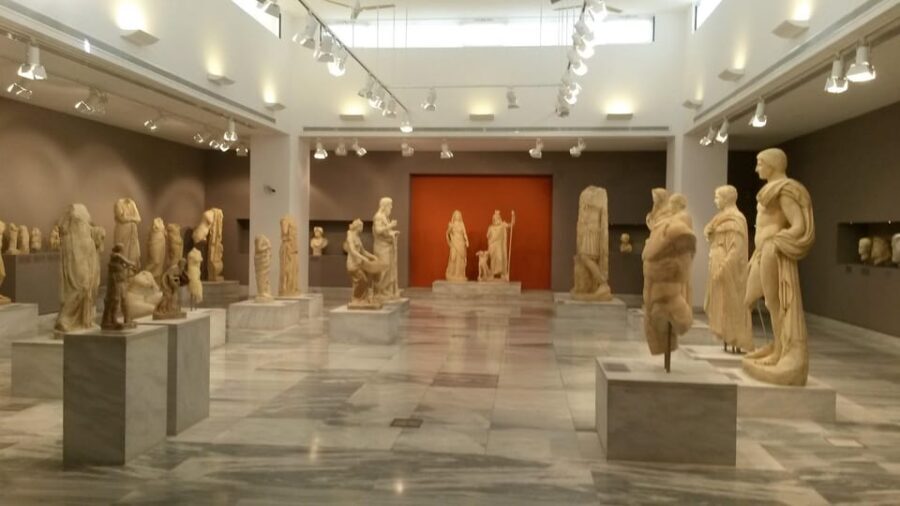 Heraklion: Archaeological Museum Ticket with City Audio Tour - Minoan galleries: frescoes, pottery, and the bull-leaping scene