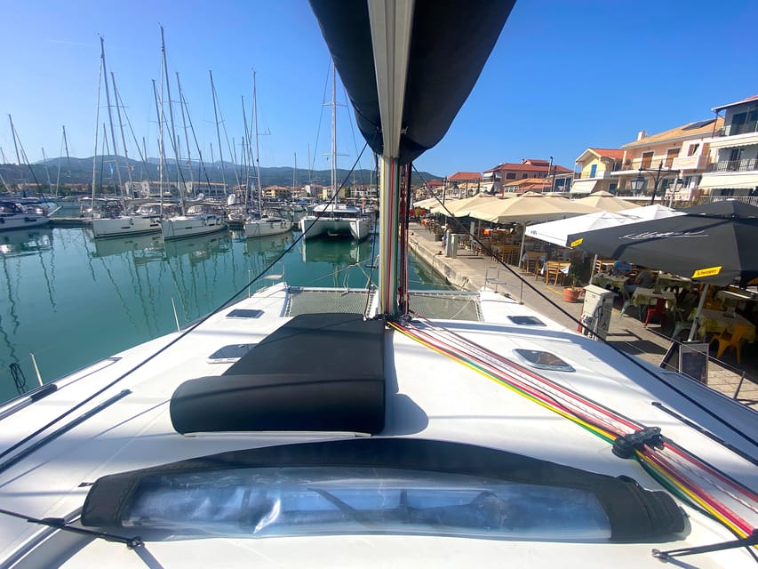 Heraklion: Catamaran Sailing to Dia island - Lunch, drinks, and a proper break from the sun