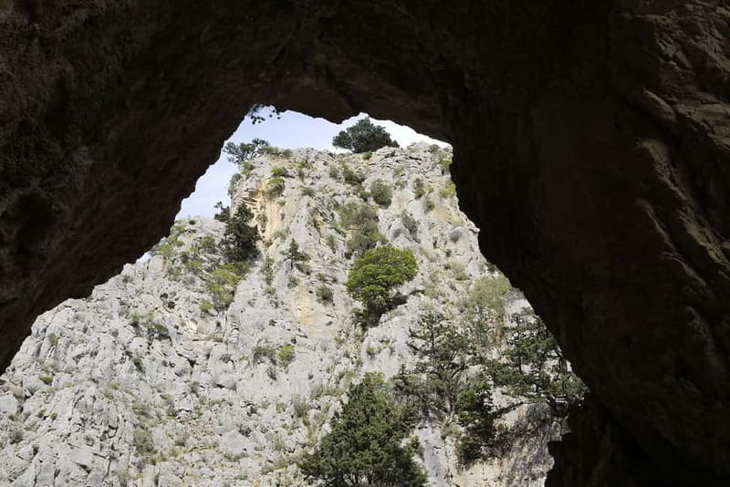 Heraklion Crete: Imbros Gorge Hike - Guide quality and the human side of the outing