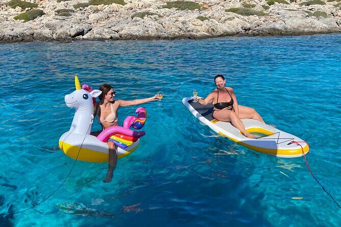 Heraklion: Dia Island Catamaran Cruise with Water Toys - Getting to the meeting point in Heraklion without stress