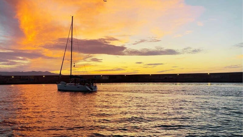 Heraklion: Dia Island Sunset Boat Tour with Dinner - Dinner aboard and unlimited drinks: what you’re really paying for