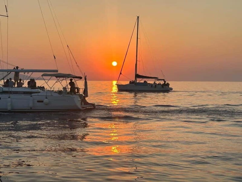 Heraklion: Dia Island Sunset Boat Tour with Dinner - Crew energy, small-group vibe, and spotting dolphins