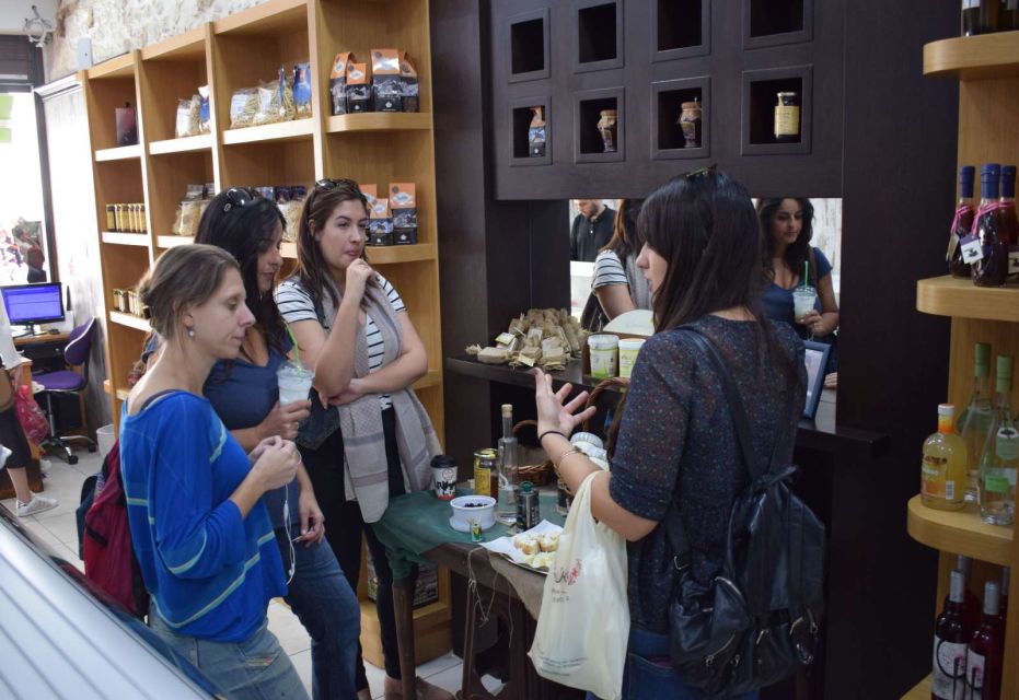 Heraklion: Gourmet Flavours Walking Tour - Dolmades and dakos explain everyday Cretan cooking