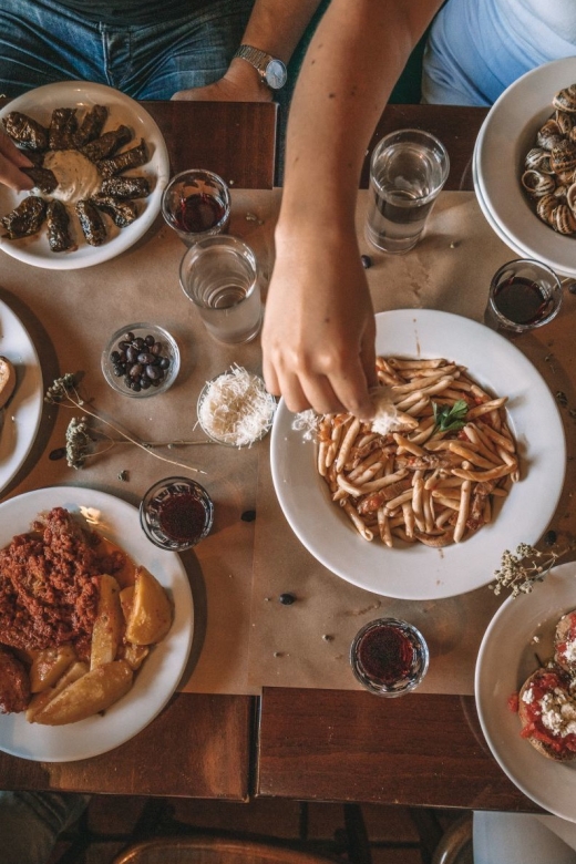 Heraklion: Gourmet Flavours Walking Tour - What the private format means for you