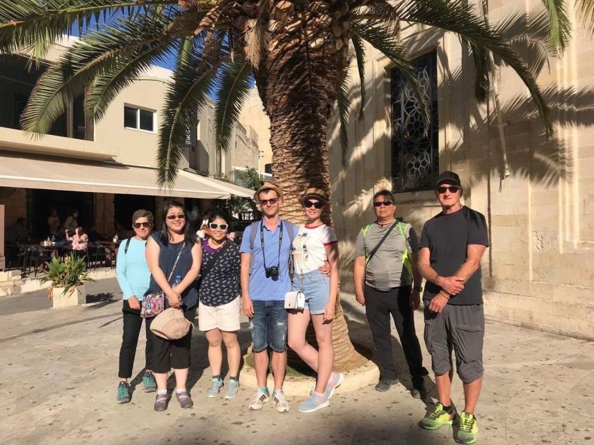 Heraklion: Guided Tour of the City and Knossos Palace Ticket - Tasting raki, wine, tea, and Cretan specialties