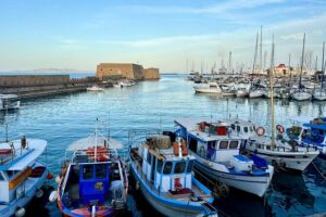 Heraklion Highlights: Knossos, Museum & Historic City Drive - Stop 1: Venetian Walls and Nikos Kazantzakis Tomb (Your Calm Start)