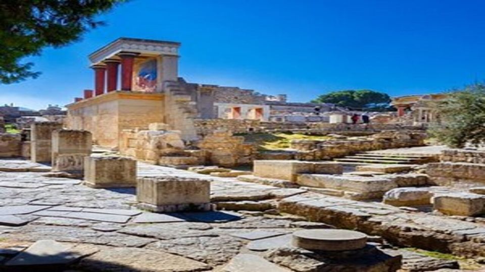 Heraklion: Knossos Palace Guided Tour Half Day - Why Knossos matters more than another pile of ruins