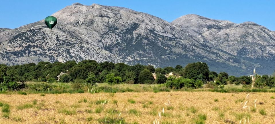 Heraklion: Knossos Palace, Zeus Cave & Oil Mill Private Tour - Pickup, vehicle, and the shape of the day