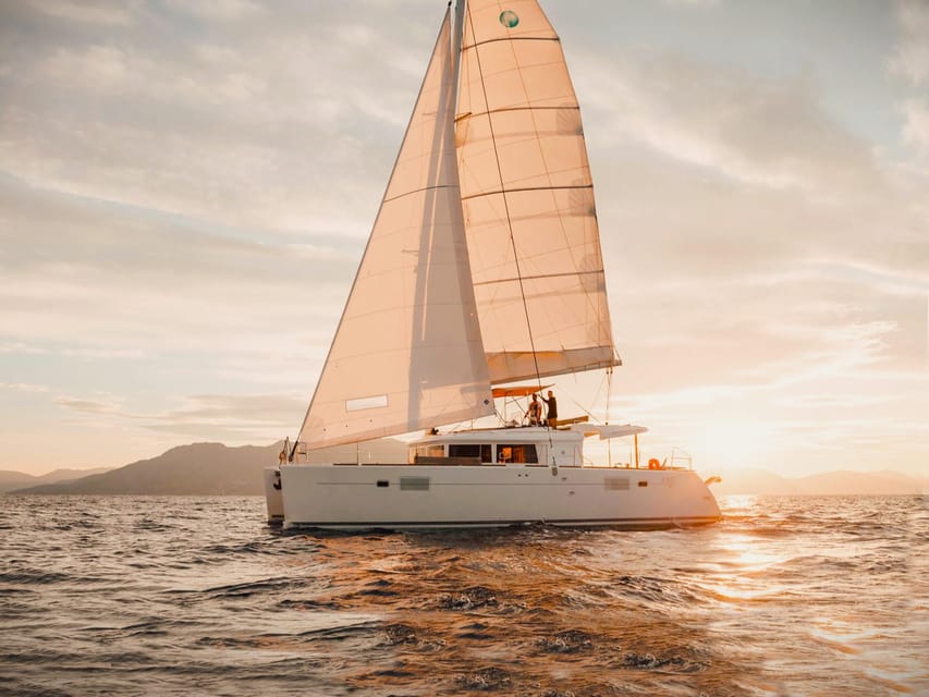 Heraklion: Private Catamaran Cruise to Dia with Meal & Drinks - Key points to know before booking
