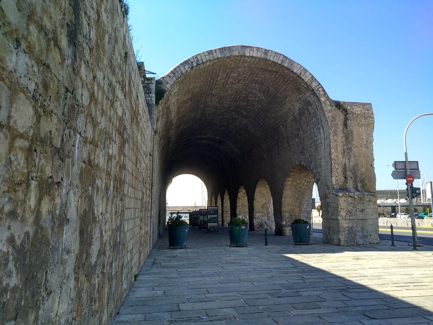Heraklion: Sightseeing Tour with Greek Meze - Why this Heraklion walk works