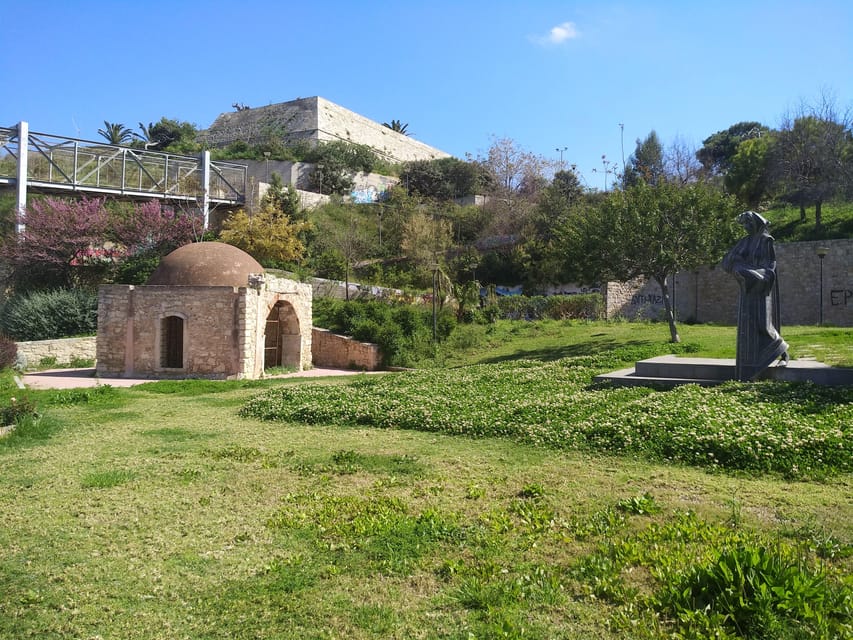 Heraklion: Sightseeing Tour with Greek Meze - Starting with Heraklion’s Venetian Walls